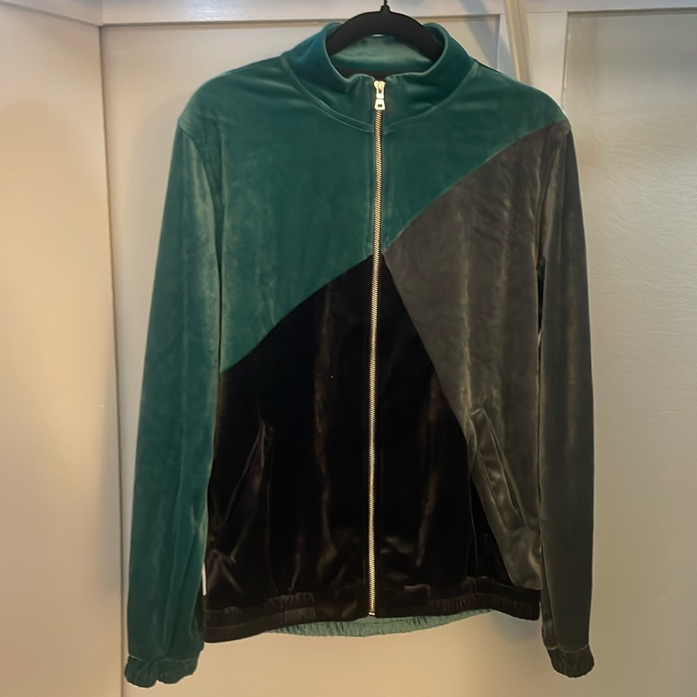 Green/Gray/Black Suede-Like Tracksuit!